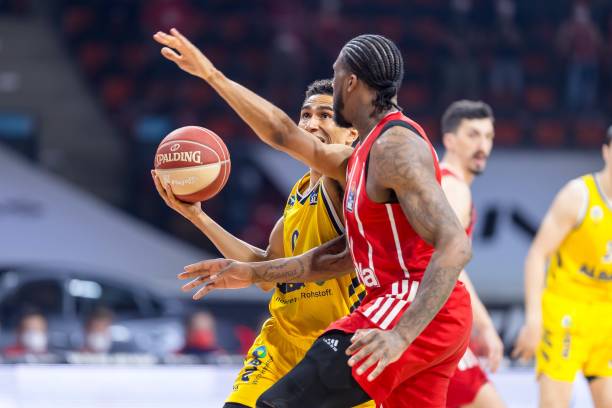 新球员加盟 新球员加盟