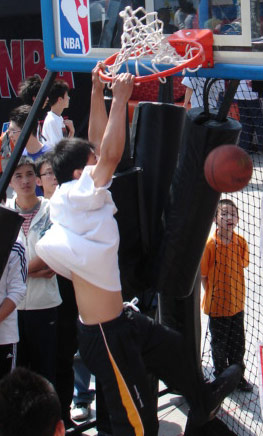 革新上竞相 革新上竞相