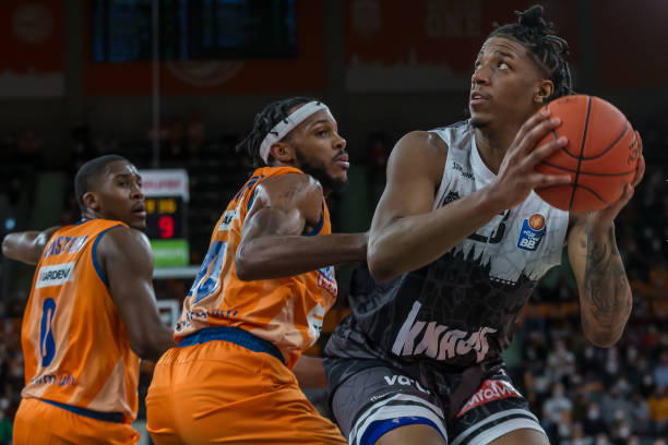 不仅给予楚 不仅给予楚