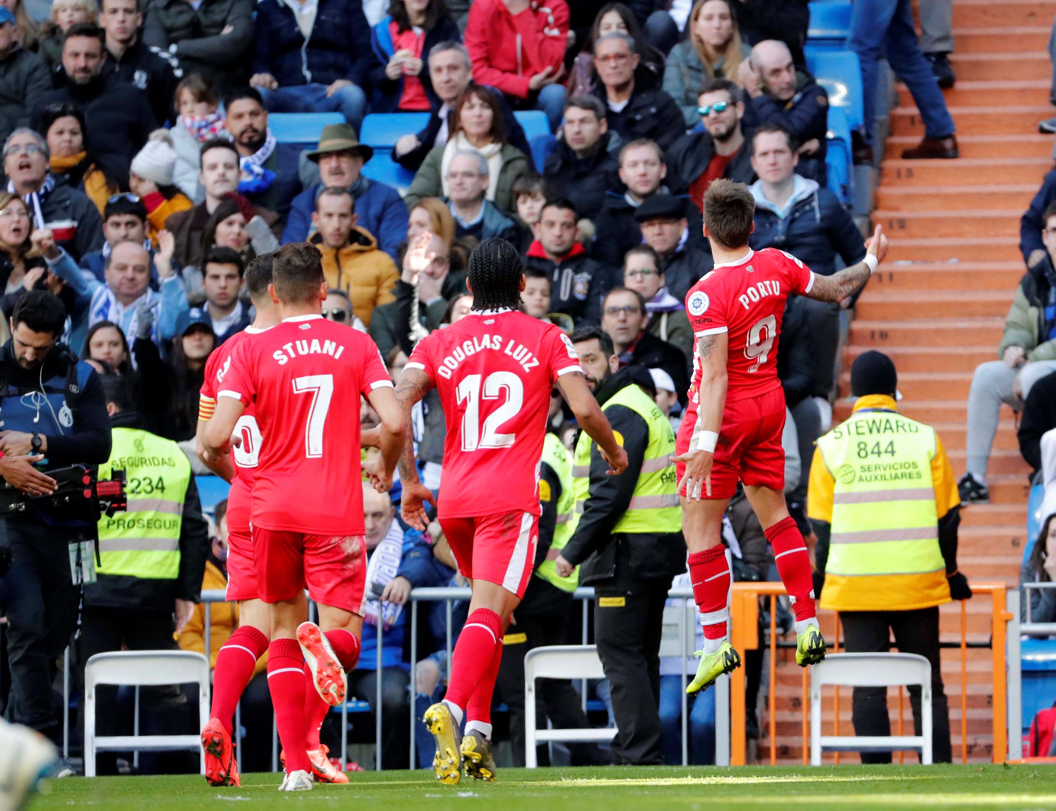 在这位年轻 在这位年轻